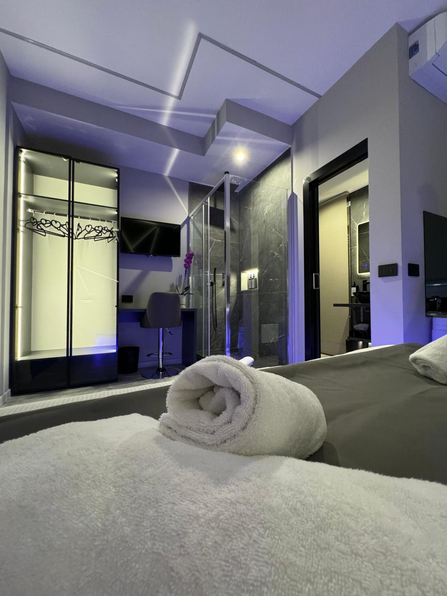 Heysuite - Luxury House - Roma Trastevere Bagian luar foto